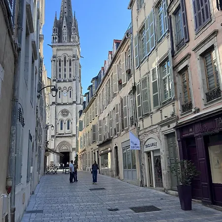 شقة Wonderhost, Confort Et Points De Vue Remarquables