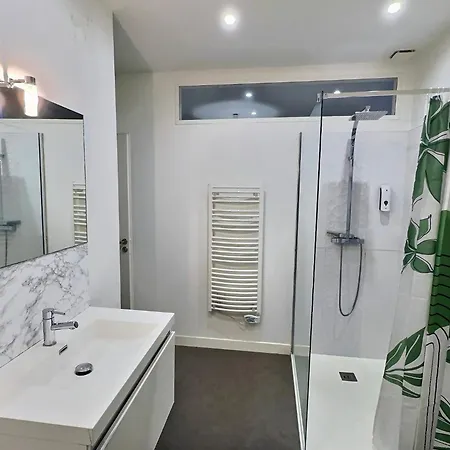 Wonderhost, Confort Et Points De Vue Remarquables Lägenhet