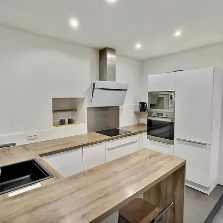 Wonderhost, Confort Et Points De Vue Remarquables Lägenhet